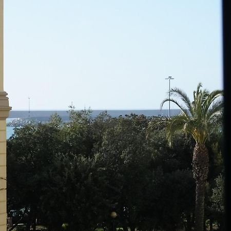 La Finestra Sul Mare B&B Livorno Kültér fotó